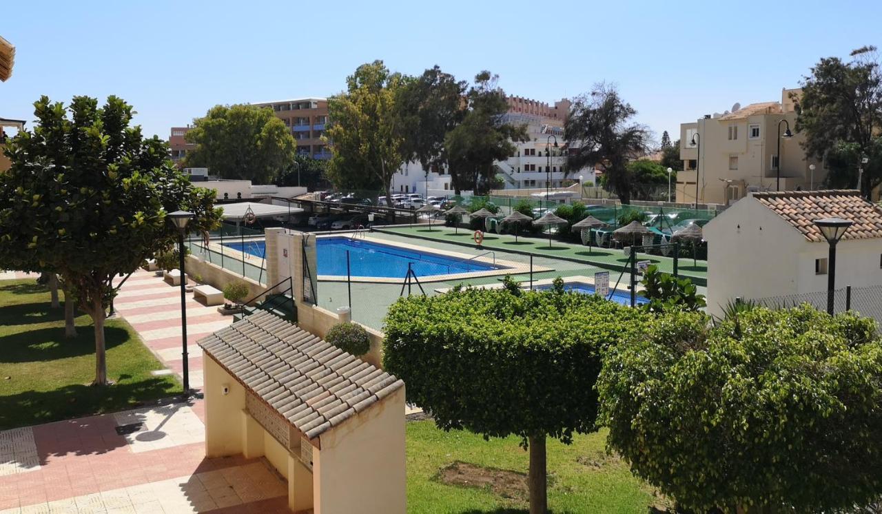 Apartamento Los Flamencos Roquetas de Mar Exterior foto
